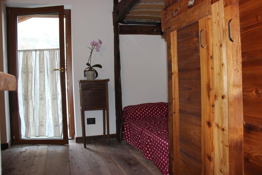 Villa La Tour Nus Δωμάτιο φωτογραφία