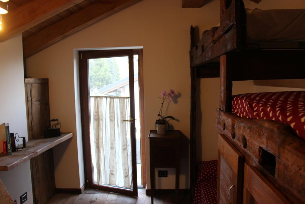 Villa La Tour Nus Δωμάτιο φωτογραφία